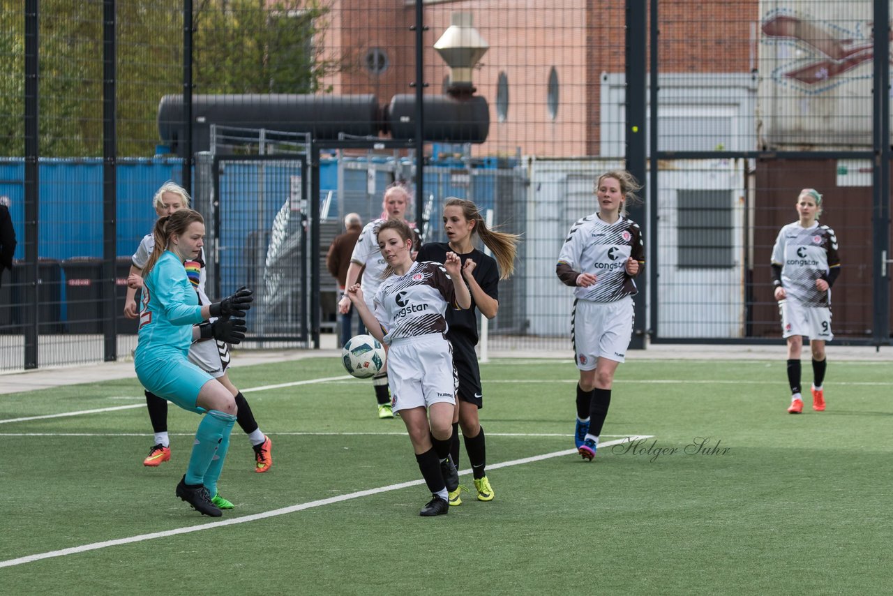 Bild 214 - B-Juniorinnen St.Pauli - C-Juniorinnen SV Steinhorst : Ergebnis: 1:2